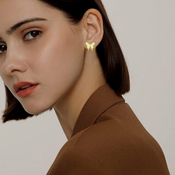New Little Gold Butterflies Golden Butterfly Earrings Minimalist NWT - Picture 4 of 6